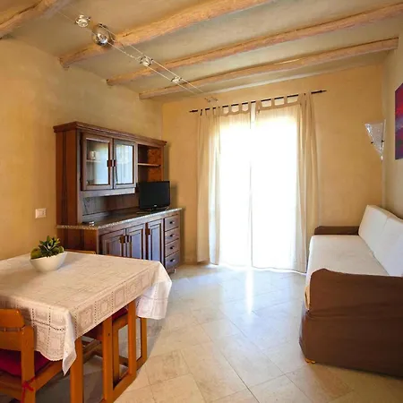 At Baia De Bahas Apartment